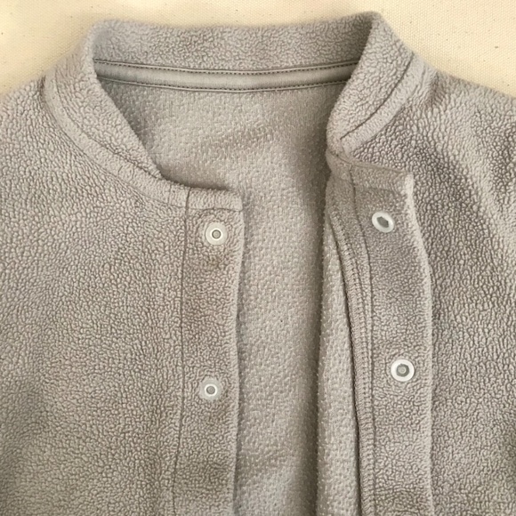 Bundle: 3 Kid long sleeve fleece tops | 1 Jacket + 2 turtleneck | size 3T - Picture 5 of 14